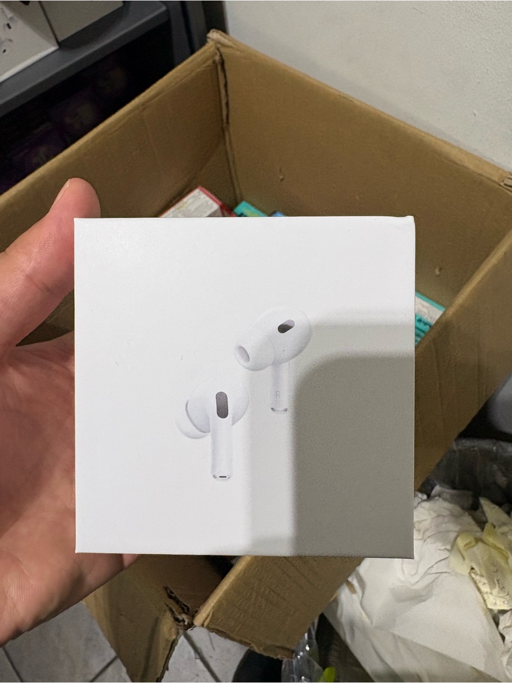 Apple White AirPods Pro Wireless Earbuds in Box
